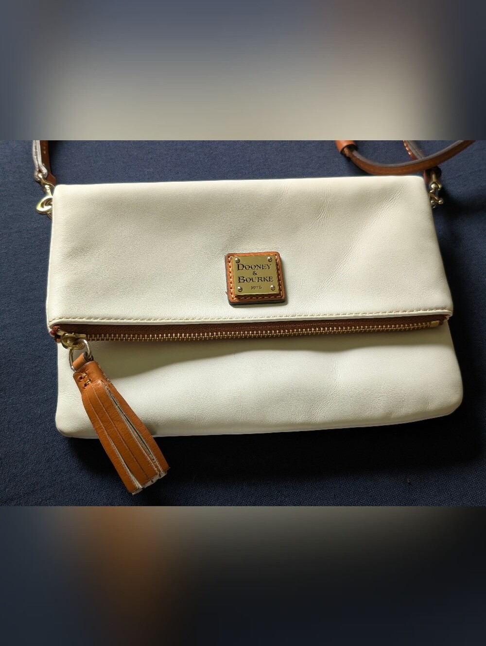 Dooney and Bourke Crossbody bag Leather - Picture 2 of 16